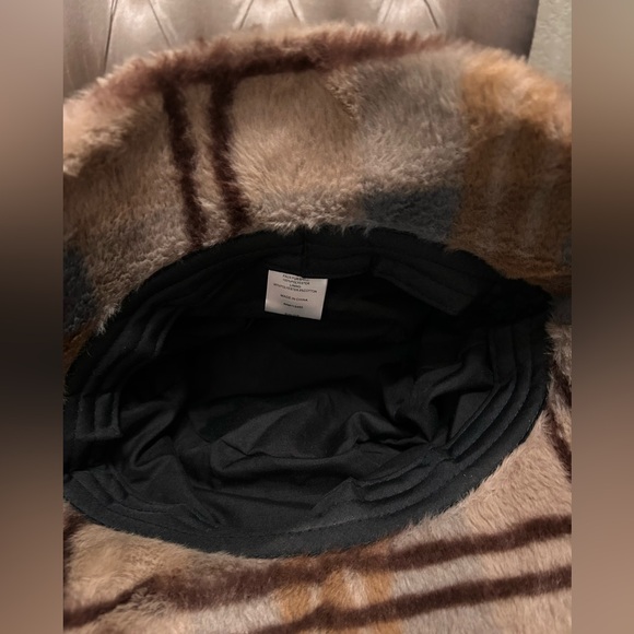 Bucket Hat - Picture 4 of 4